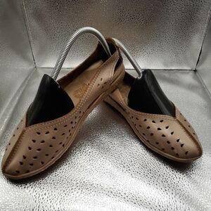 Cklass Metalic Tan Flats From Mexico Women's Size 8.5